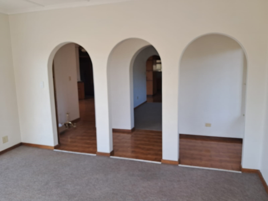 3 Bedroom Property for Sale in Bothasig Western Cape